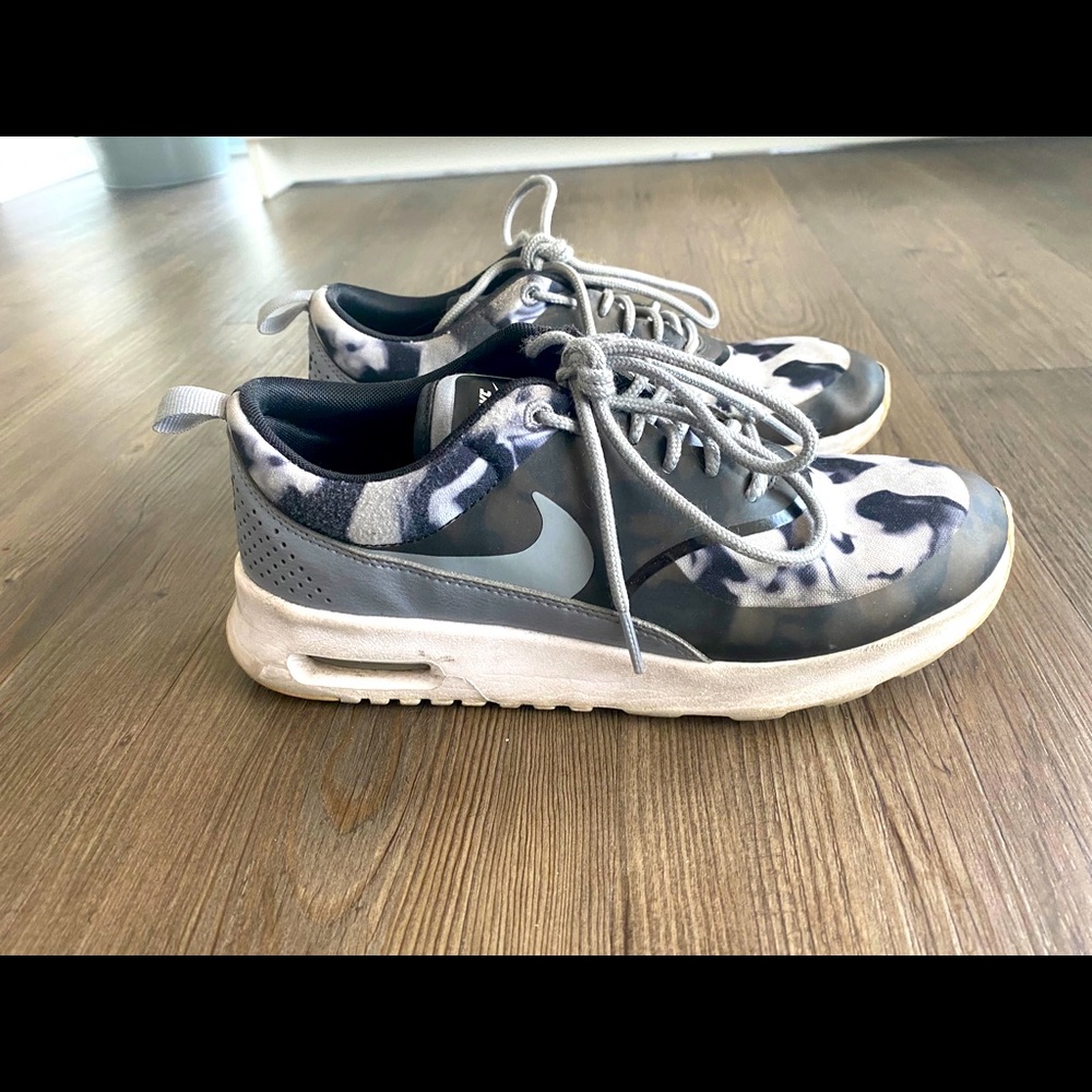 NIKE AIR MAX THEA